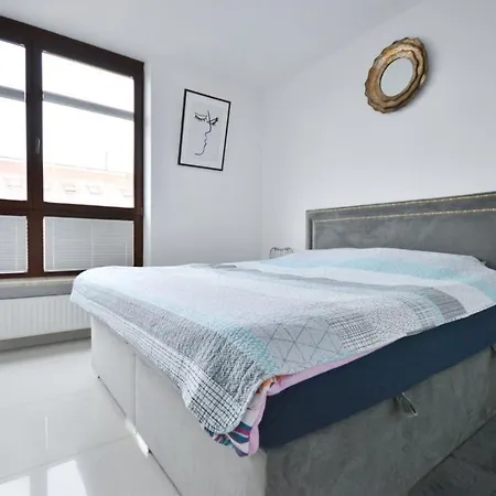 아파트 Apartament Kazimierza Wielkiego 5 *